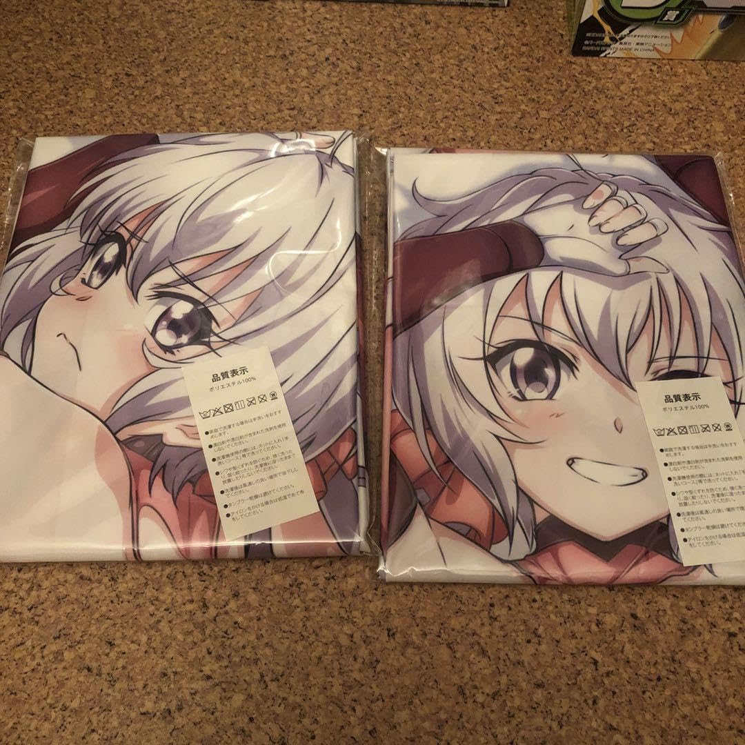 シンフォギア 雪音クリス 等身大タペストリー 2枚セット Amazon.co.jp: 戦姫絶唱シンフォギア 雪音クリス 等身大